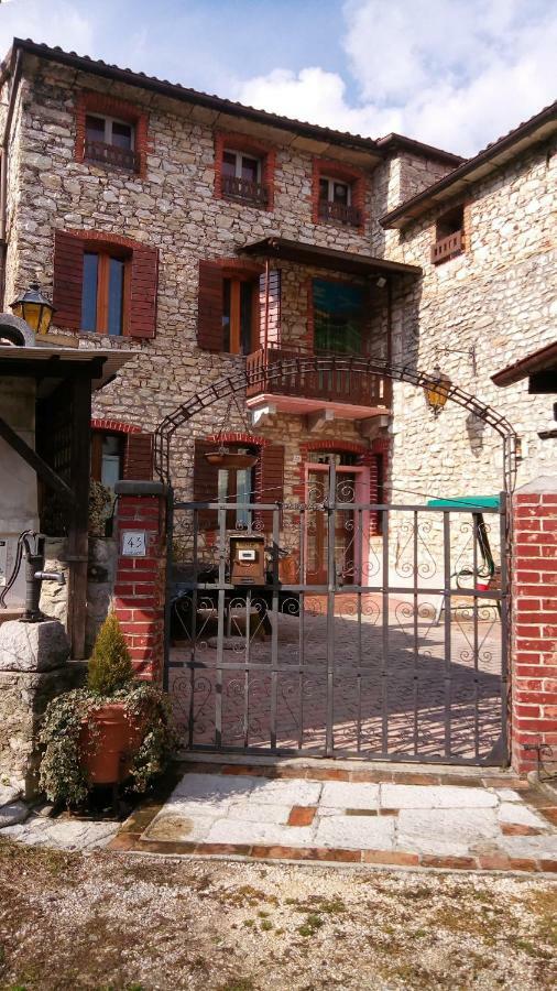 Il Borgo Dei Laghi Villa Revine Lago Luaran gambar